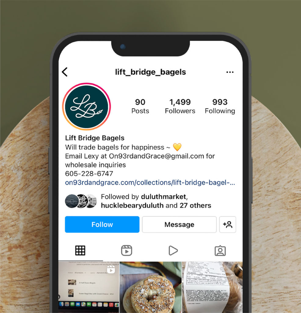 Lift Bridge Bagel icon used as Instagram profile picture, created by Šek Design Studio